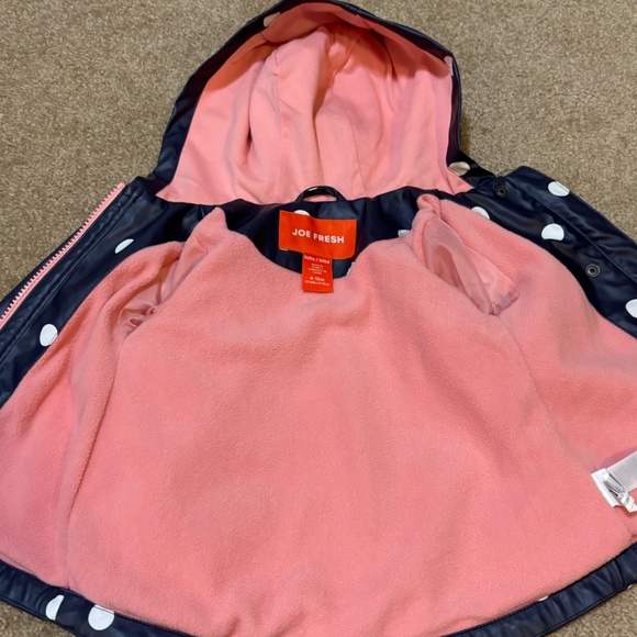 Baby Girl fall rain coat from Joe Fresh - Picture 3 of 4